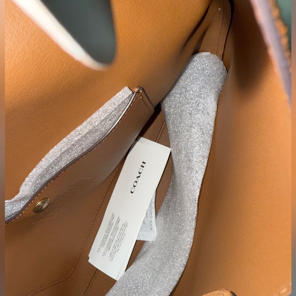 Coach Elegant Brown Suede Women's Bag - Picture 5 of 8